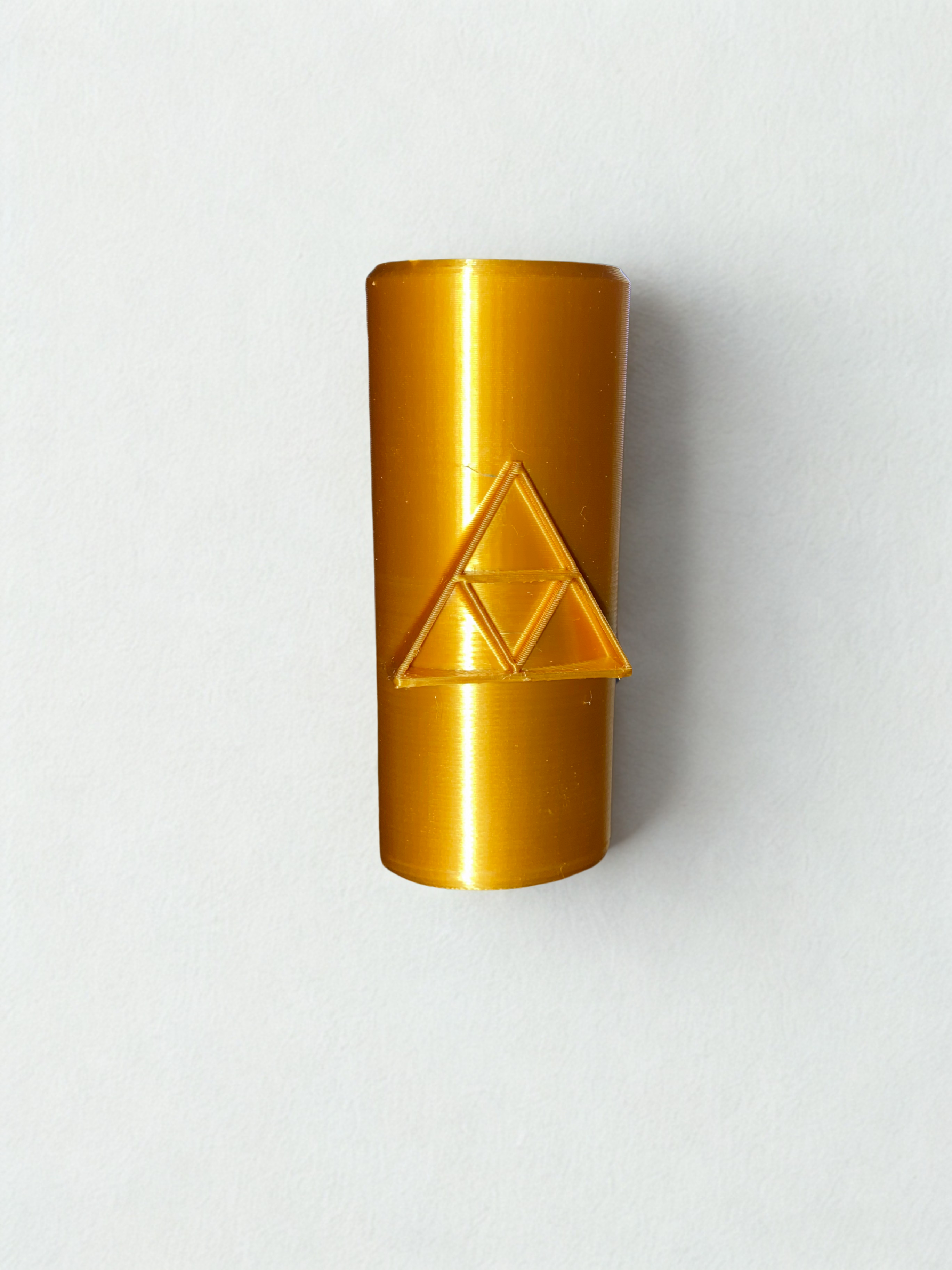 Legend of Zelda Triforce Bic Lighter Sleeve – 3D Printed Bic Lighter Holder | Gamer Gift | Zelda Collectible | Geeky Pocket Accessory