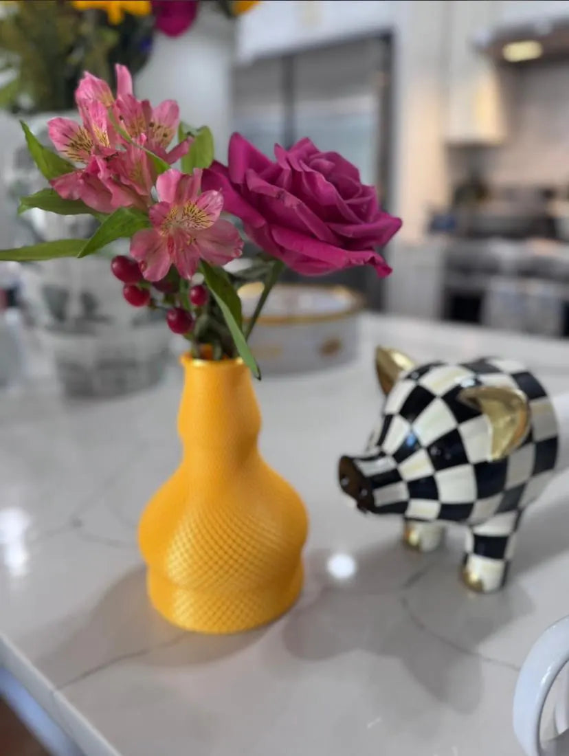 Hourglass Vase for Elegant  Desk or Coffee Table, 3D Printed Decor